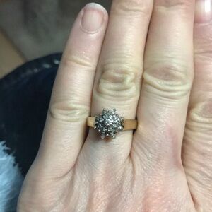 Elegant Diamond Cluster Ring